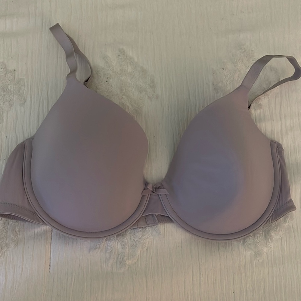 Lavender underwire bra
